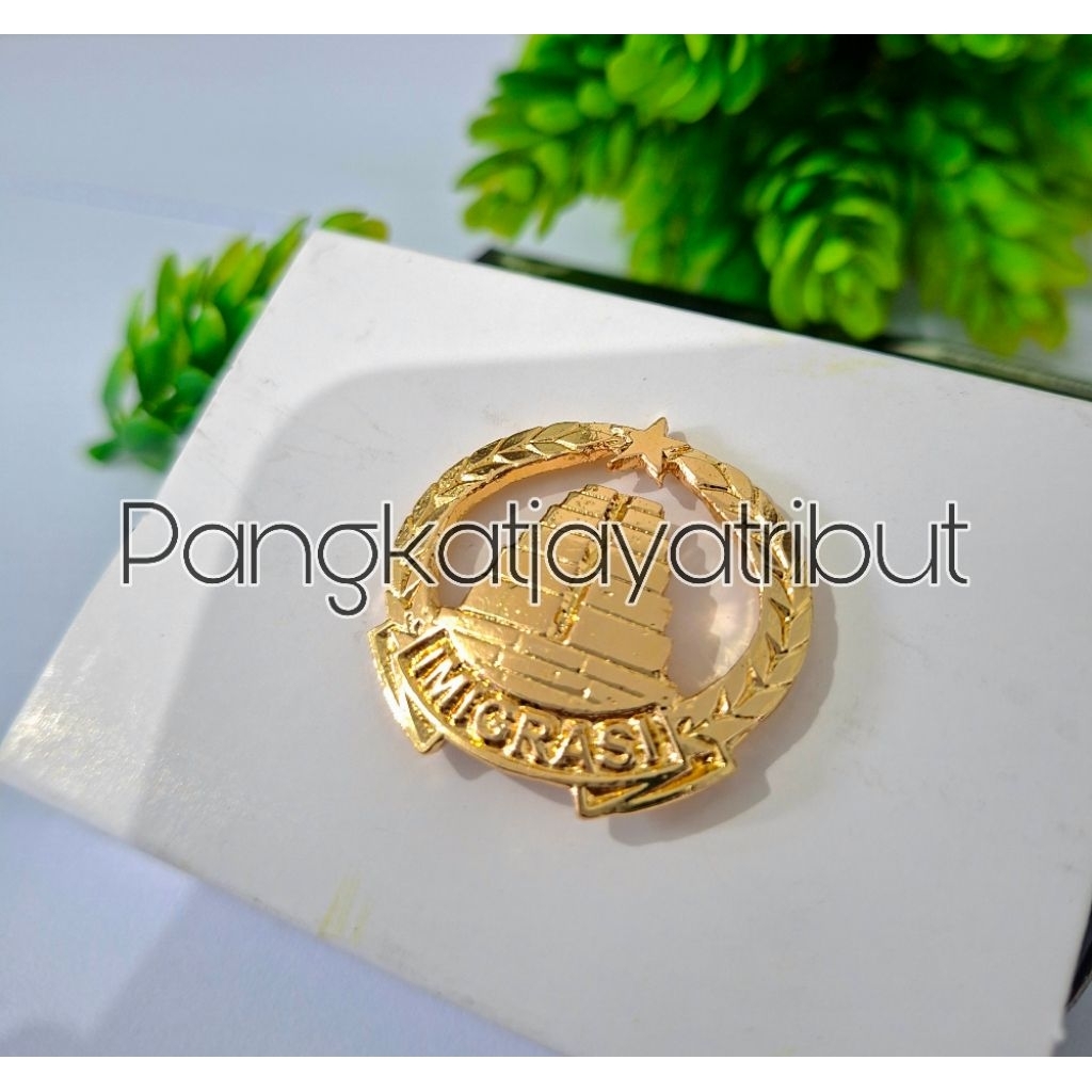 PIN IMIGRASI PIN PEJIM PEJABAT IMIGRASI TERBARU KUALITAS PREMIUM