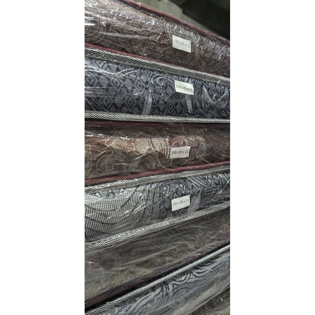 Kasur busa lajang bola dunia