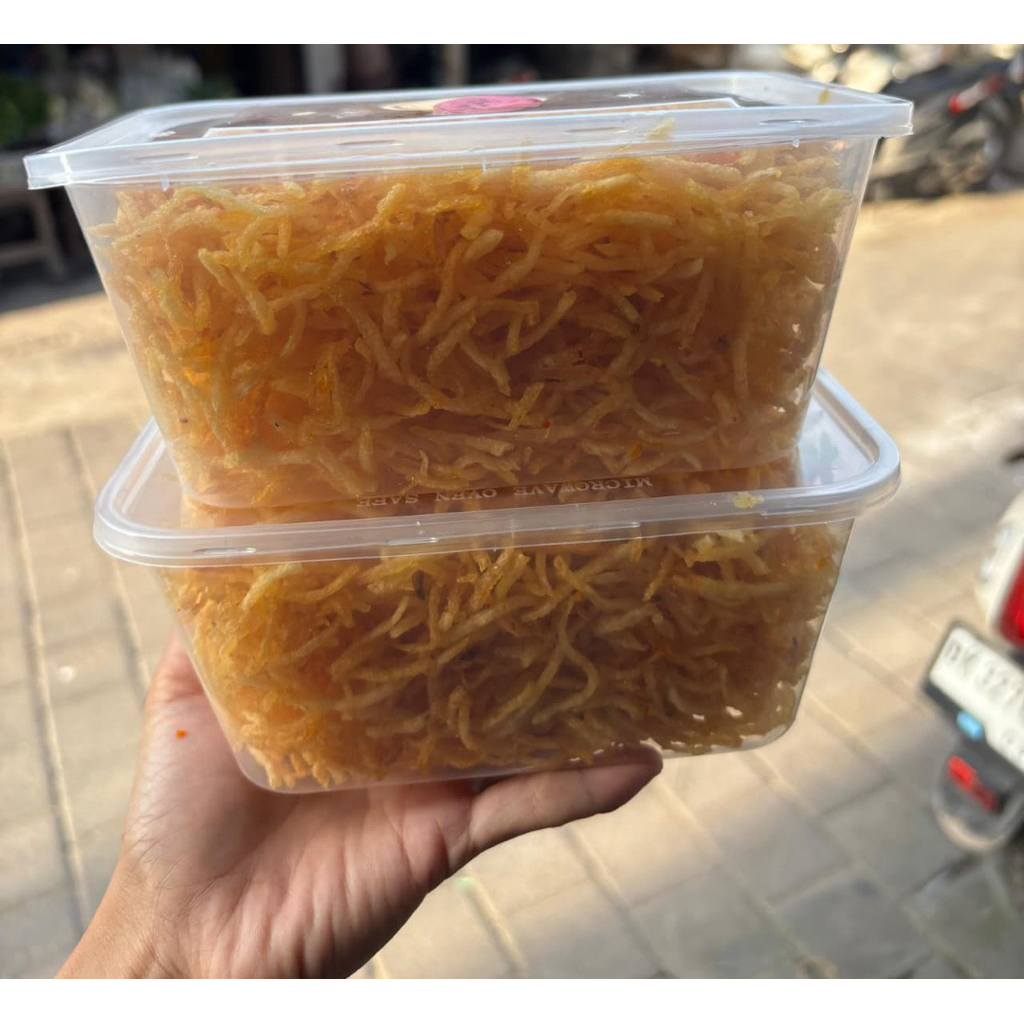 

Kentang Mustofa isi 200gr box 1000ml