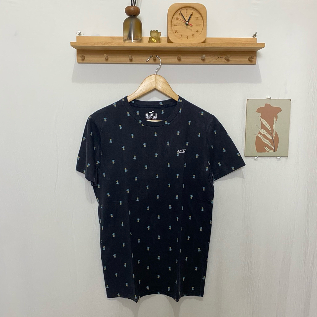 kaos tshirt HOLLISTER original size S