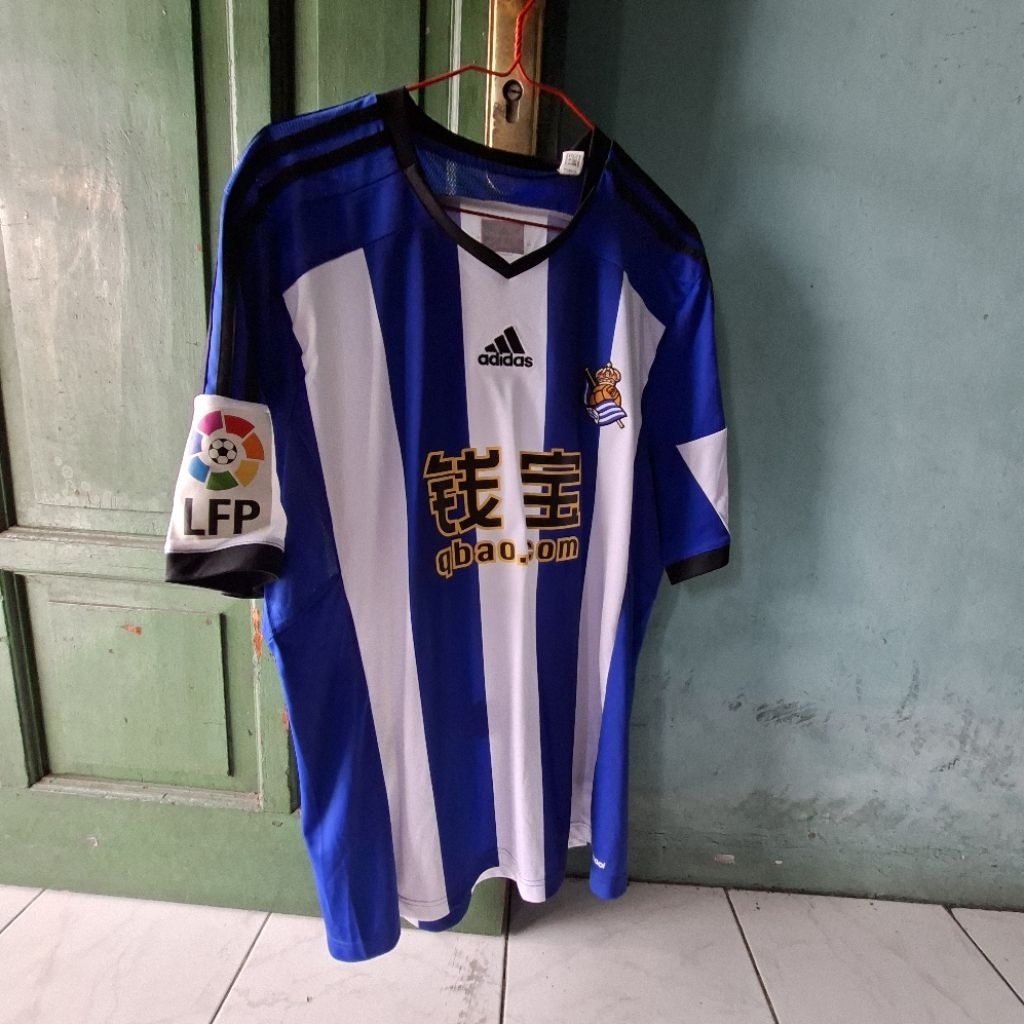 Real Sociedad Home 14/15. Original. BNWT. Size L. Patch LFP Poly HK