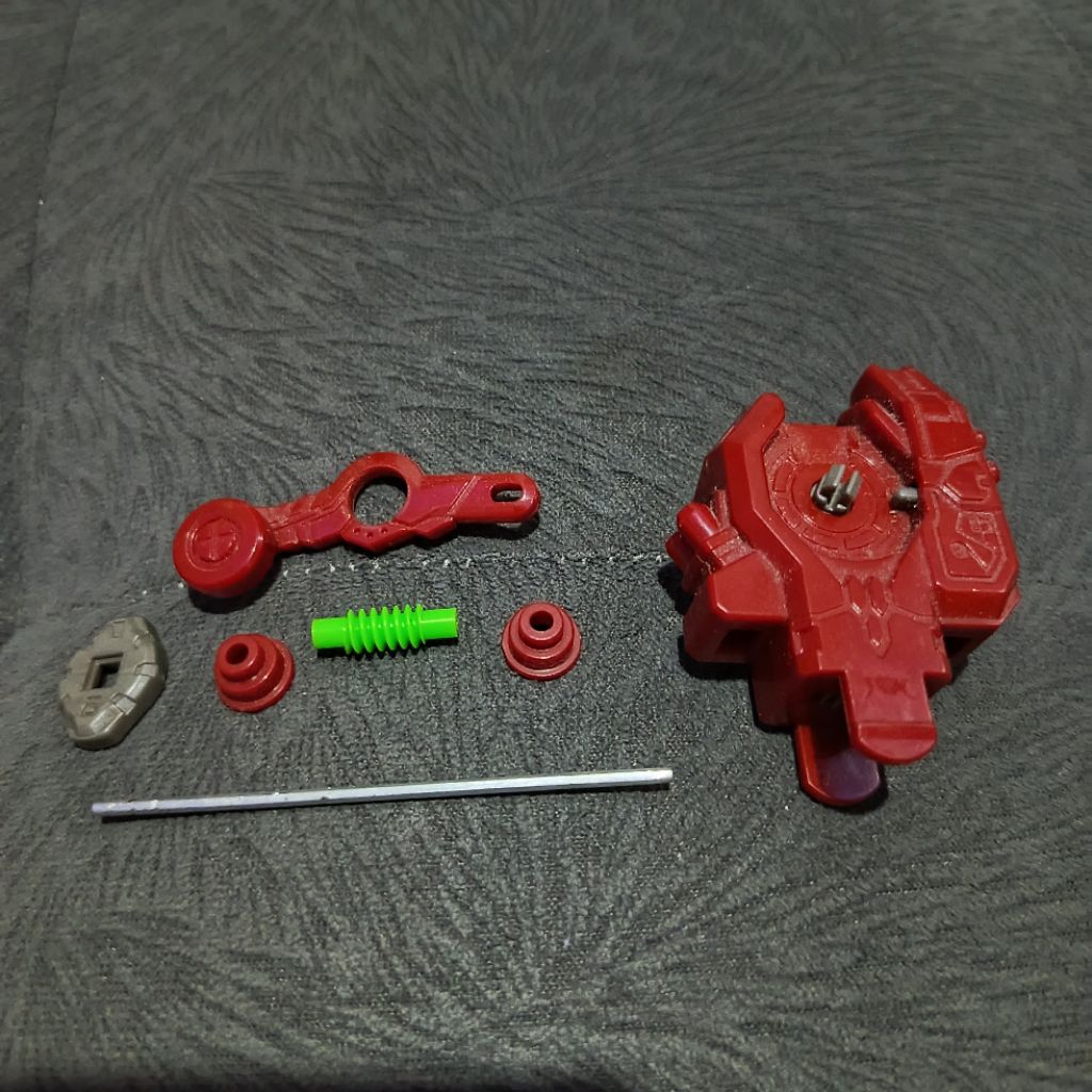 Crush gear IOD L merah