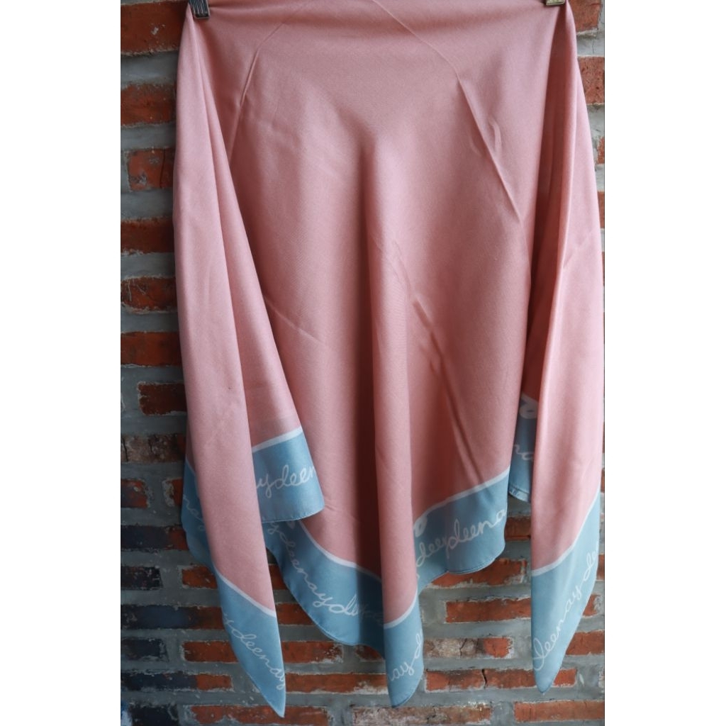 Preloved Deenay Plain Border Dusty Pink