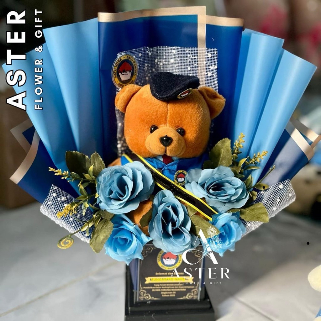 Buket Piala Boneka SMA TARUNA NUSANTARA