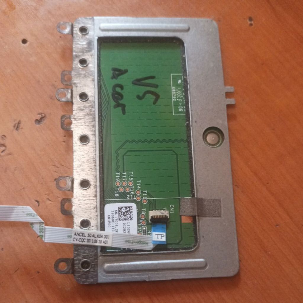 mousepad acer notebook  v5