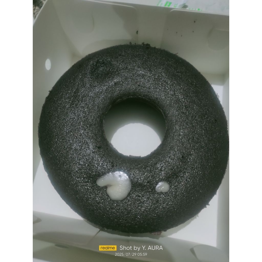 

bolu ketan hitam keju lumer