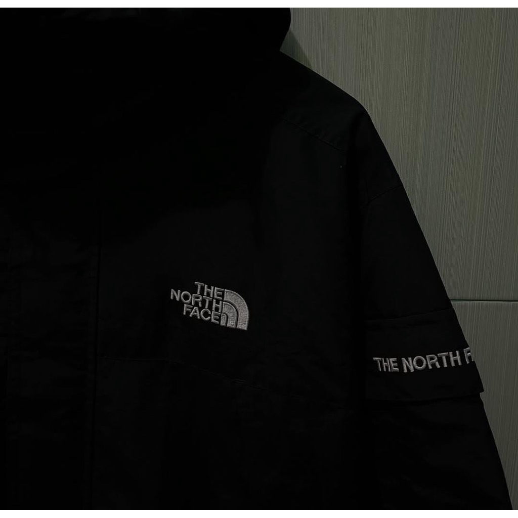 jacket outdoor TNF saku samping original second