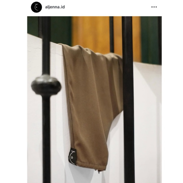 Preloved Aljenna Shofii Abaya Cookie size L