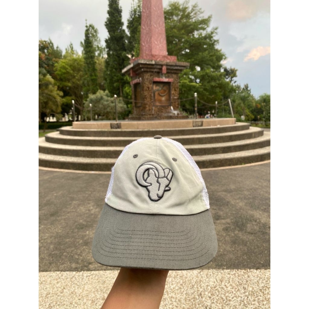 Los Angeles Rams 47 NFL Trucker Hat Cap