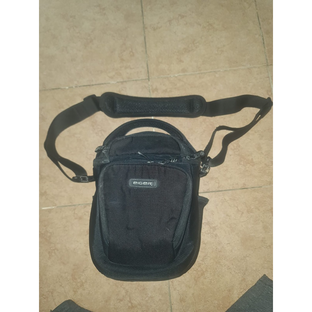 preloved eiger tas kamera