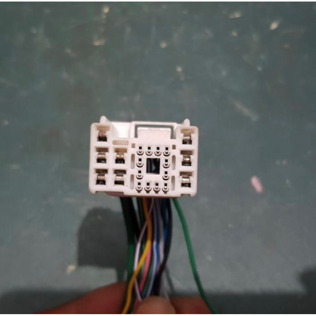 Soket 20 Pin Toyota Female