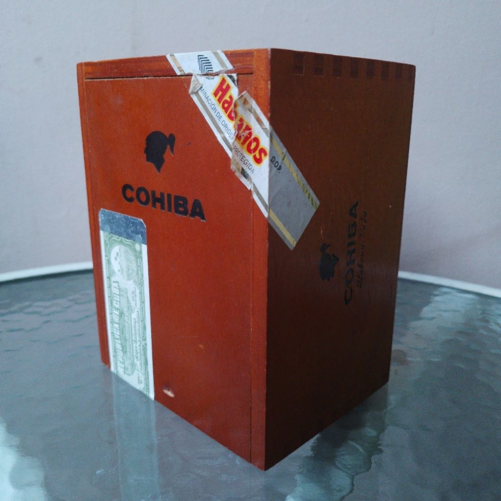 

KARDUS KOTAK DUS BOX AUTHENTIC ORIGINAL COHIBA HABANA CUBA HABANOS