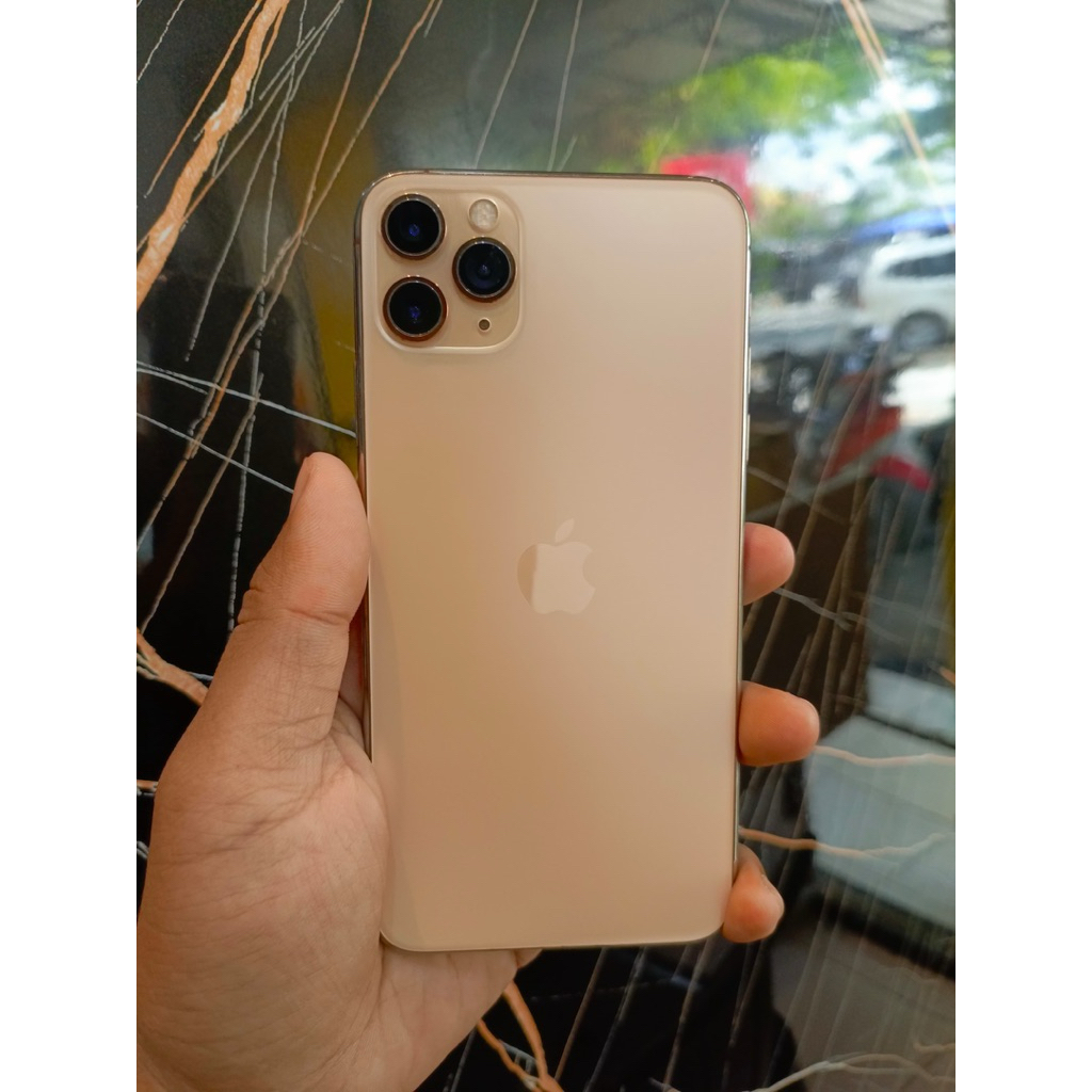 iphone 11promax 64gb inter all operator gantian lcd & batre ori