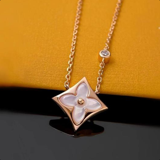 【Emas asli 18K/100%ORI】Louis Vuitton LV kalung Empat Bunga 18K Rose Gold Berlian Liontin/LV necklace