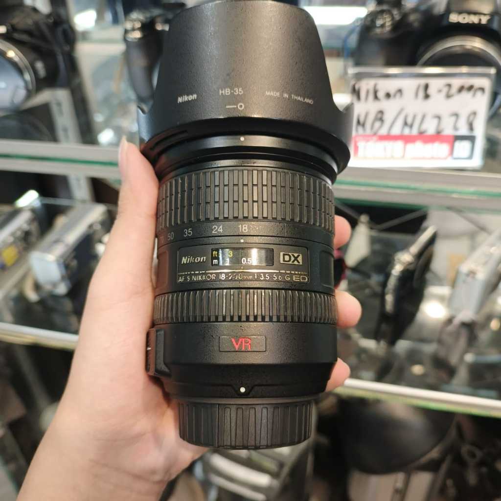Lensa Nikon  AFS 18-200mm VR DX TERMURAH