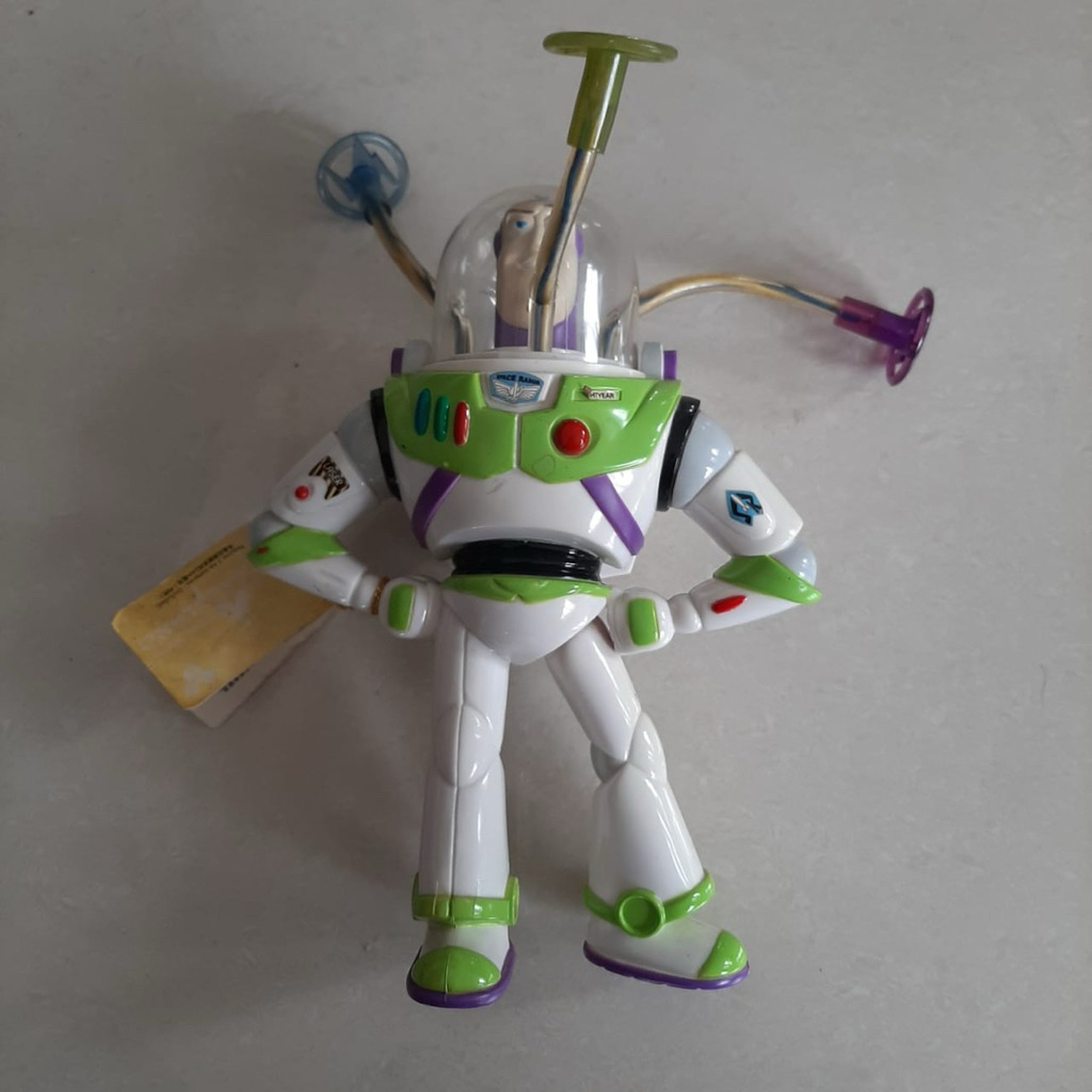 Disneyland Hong Kong Buzz Lightyear figure vintage masih ada tag 20-21cm