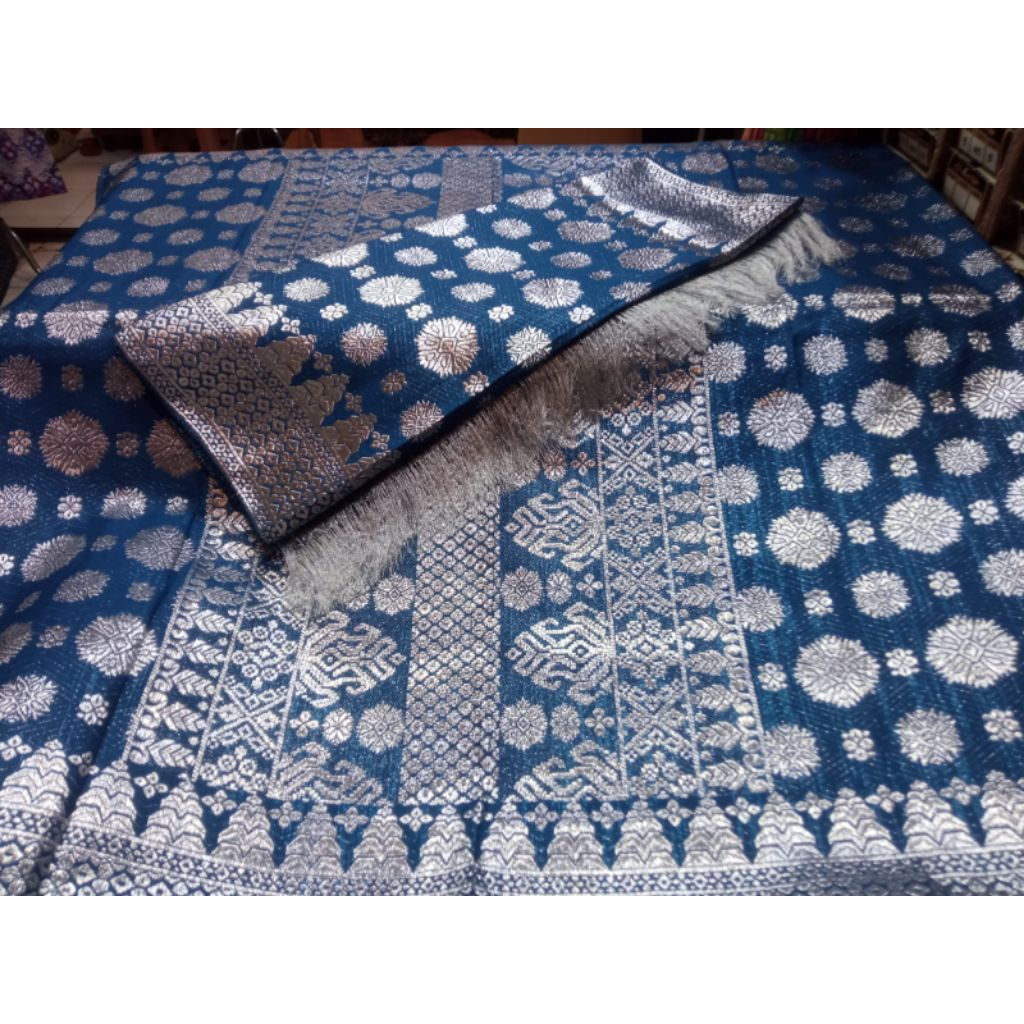 songket palembang biru navi silver