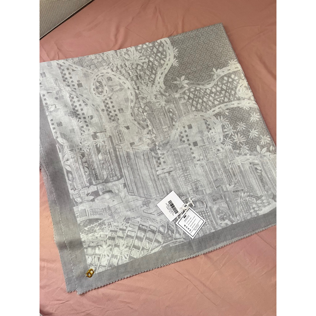 Buttonscarves The Grand Prix Circuit