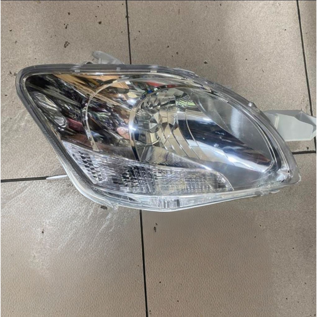 headlamp lampu depan Vios gen 2 HID original