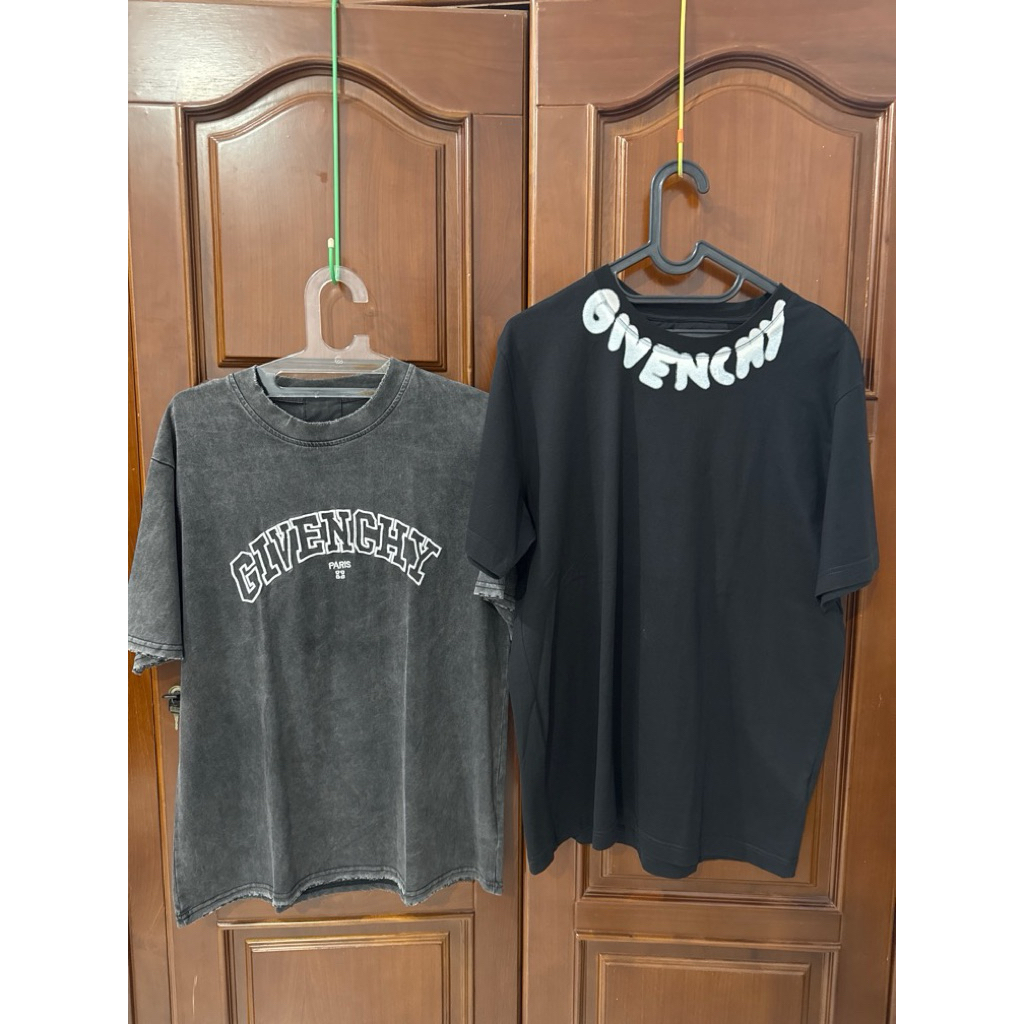 givenchy tee second kaos givenchy chito grafiti and logo second