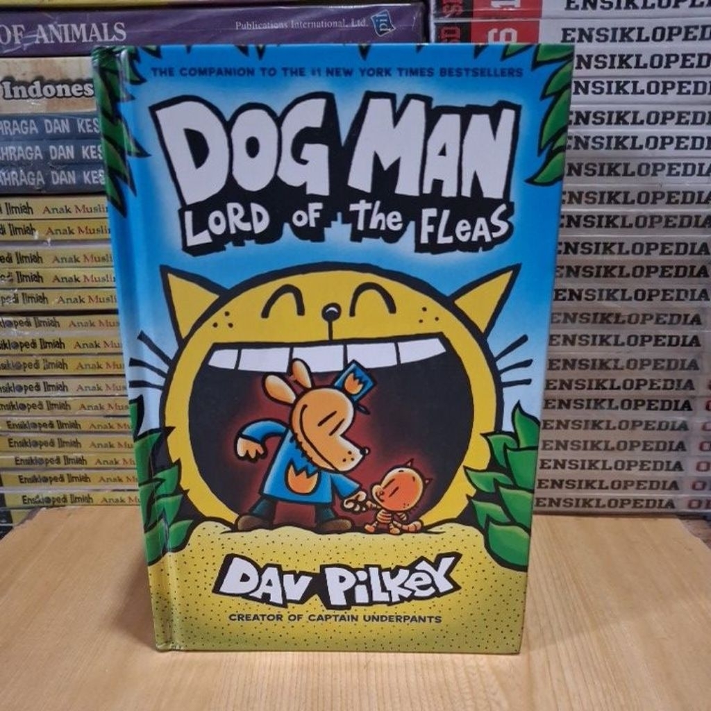 Buku Original DOG MAN LoRD oF The FleAS DAN PilKeY Graphix SCHOLASTIC