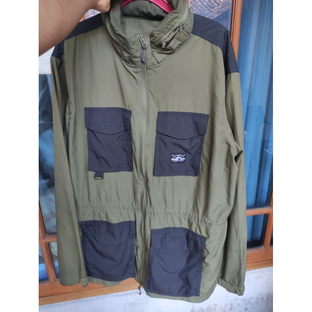 jaket Eiger ori minus dikit
