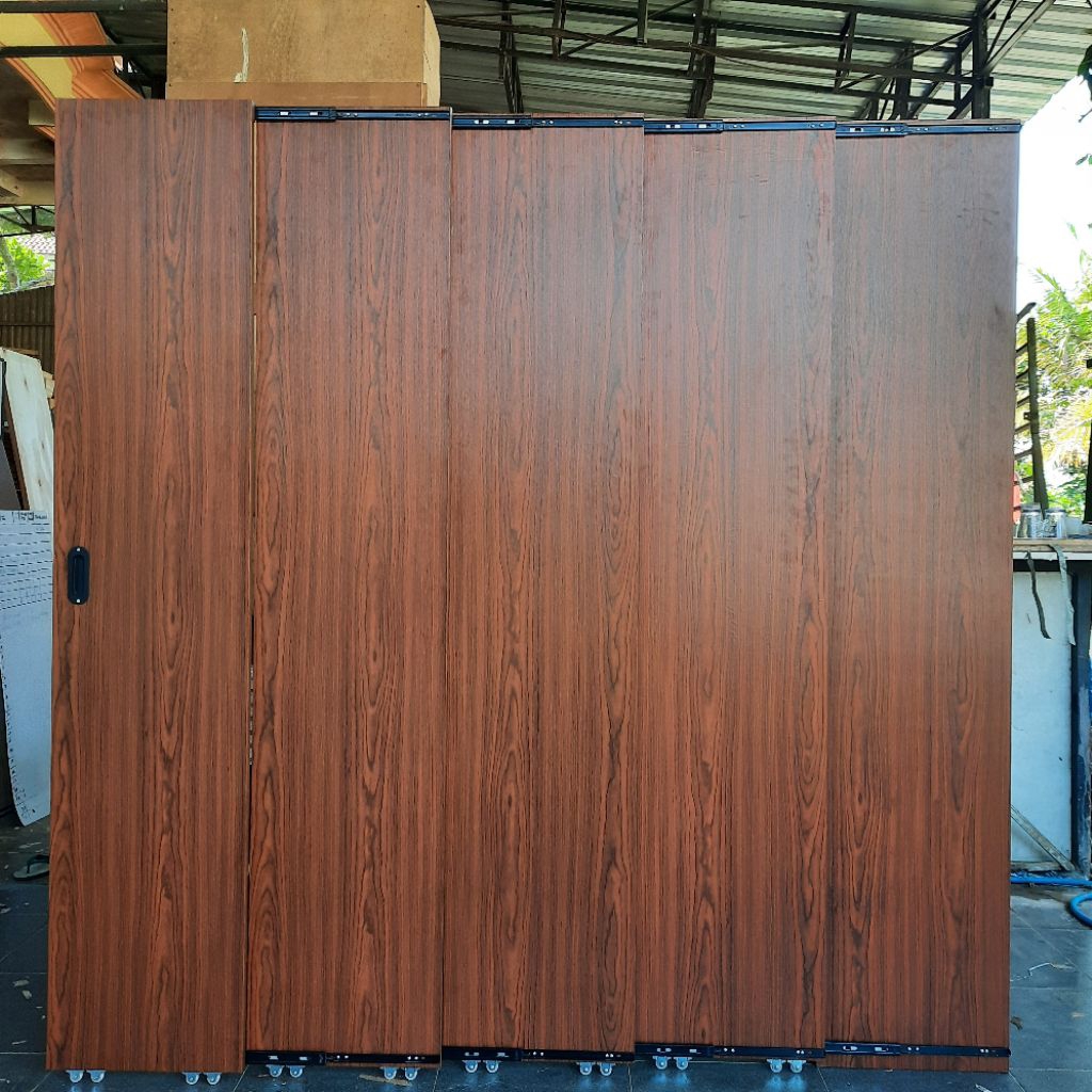 Sekat Ruangan Geser Tipe GB02