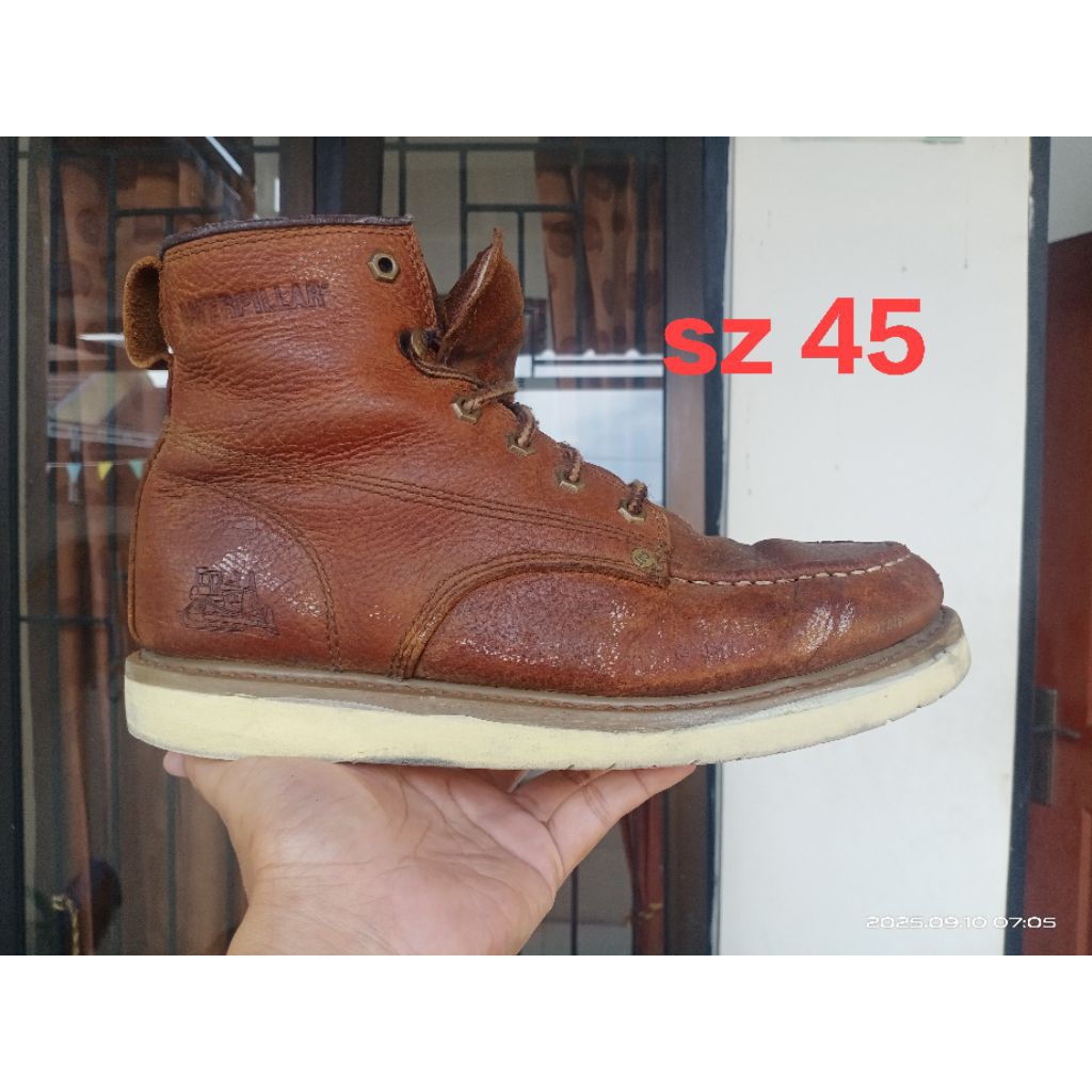 Caterpillar boots moctoe size 45 bekas second preloved