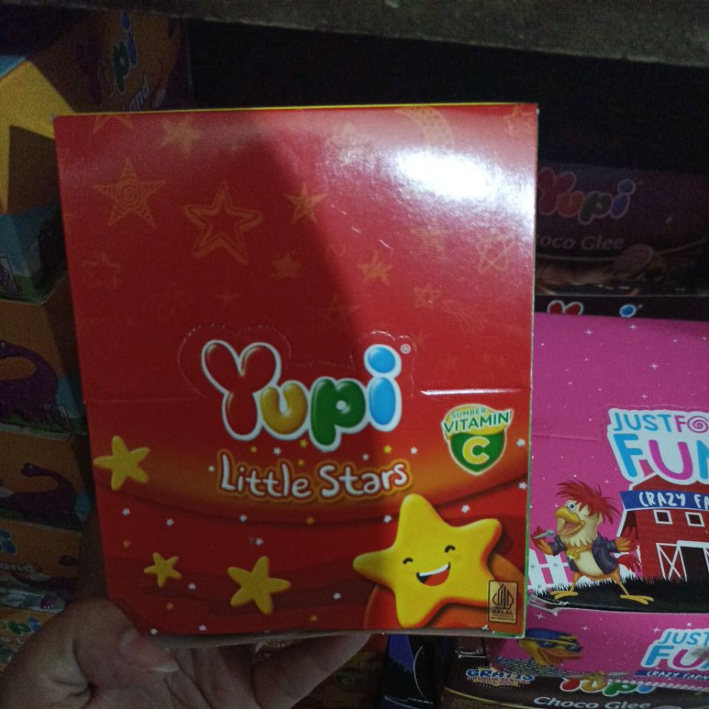 

yupi little stars