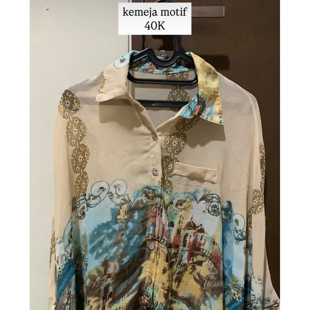 Preloved Kemeja Motif