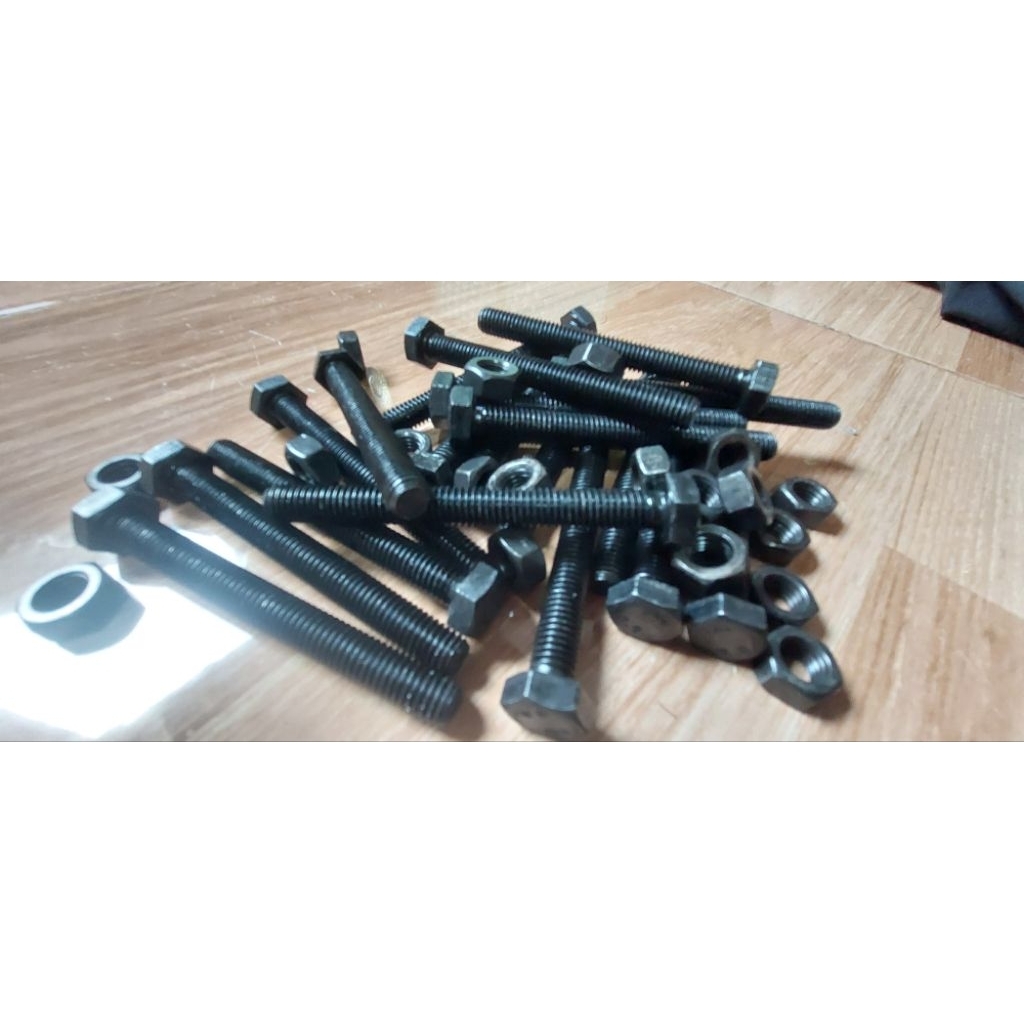 Baut Mur Hexagon Hitan ( Baja 8.8 ) M8 x Drat 1.25 Panjang 15mm - 100mm
