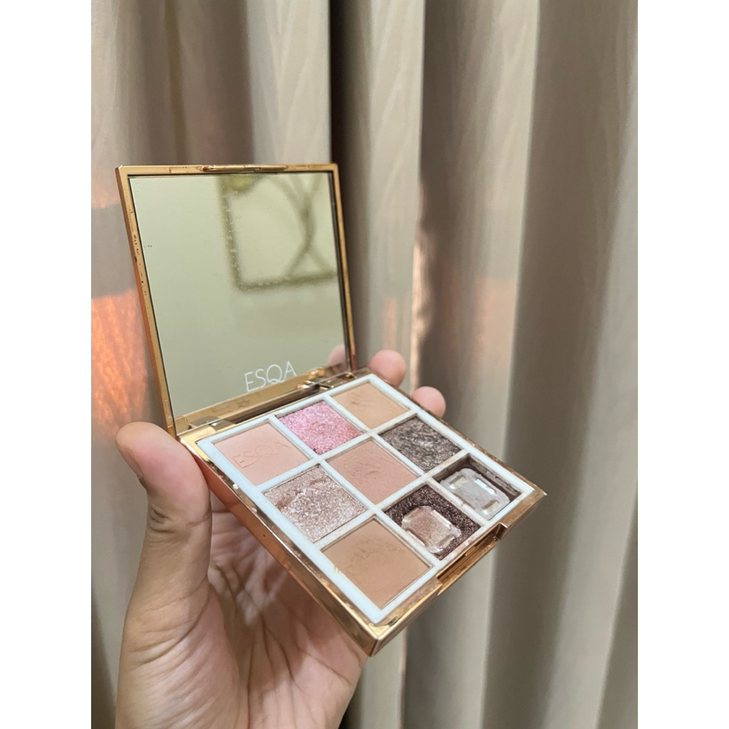 EsqaEyeshadow