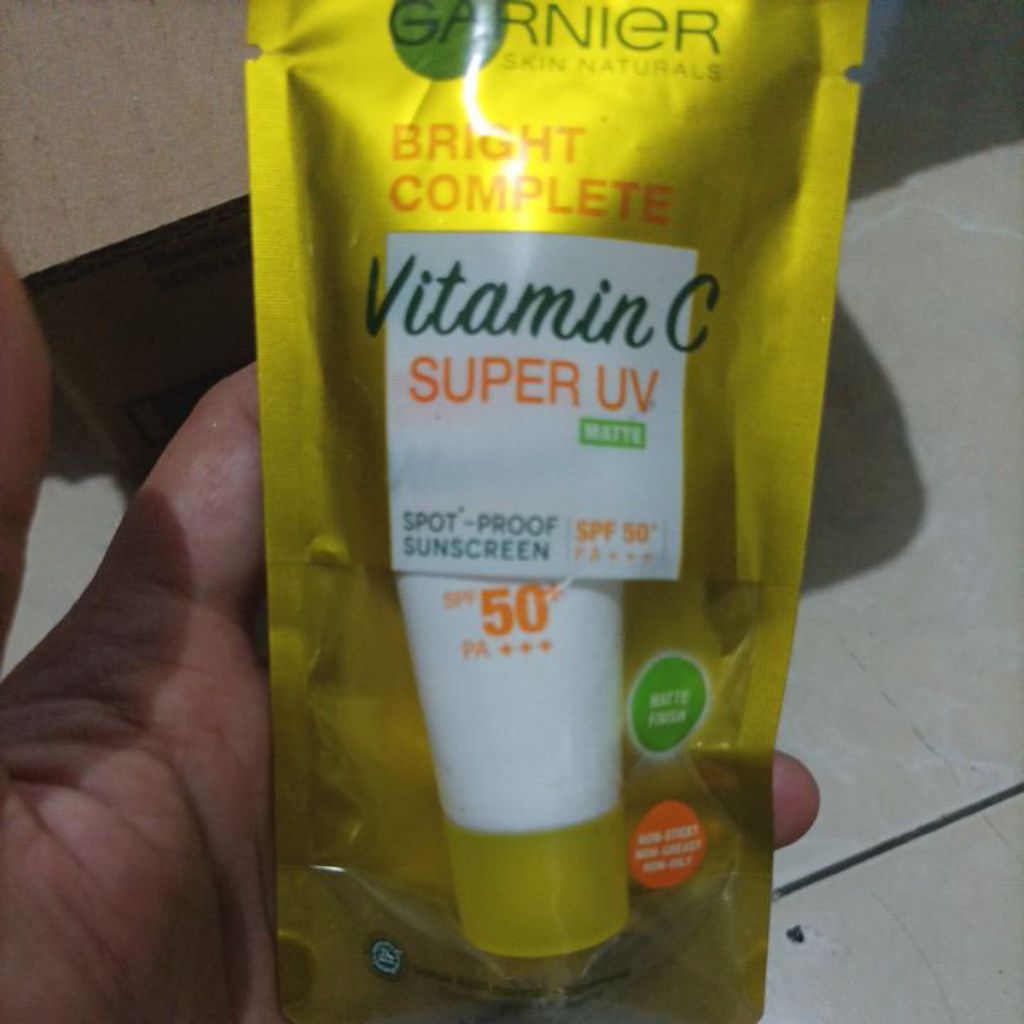 Garnier sunscreen spf50 15 ml
