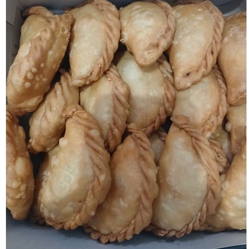 

Pastel Enak Home made psr Jatinegara 1 pak isi 10