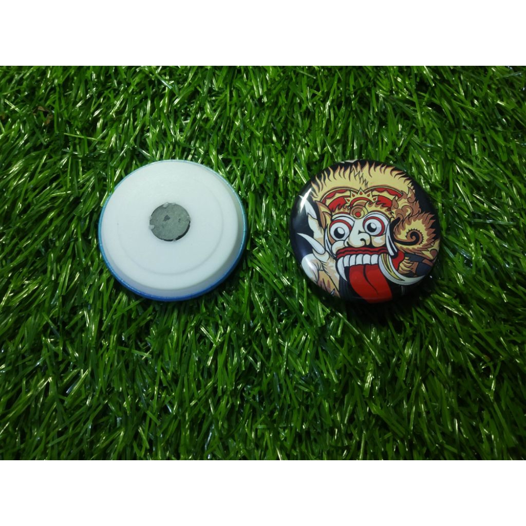 pin magnet barong