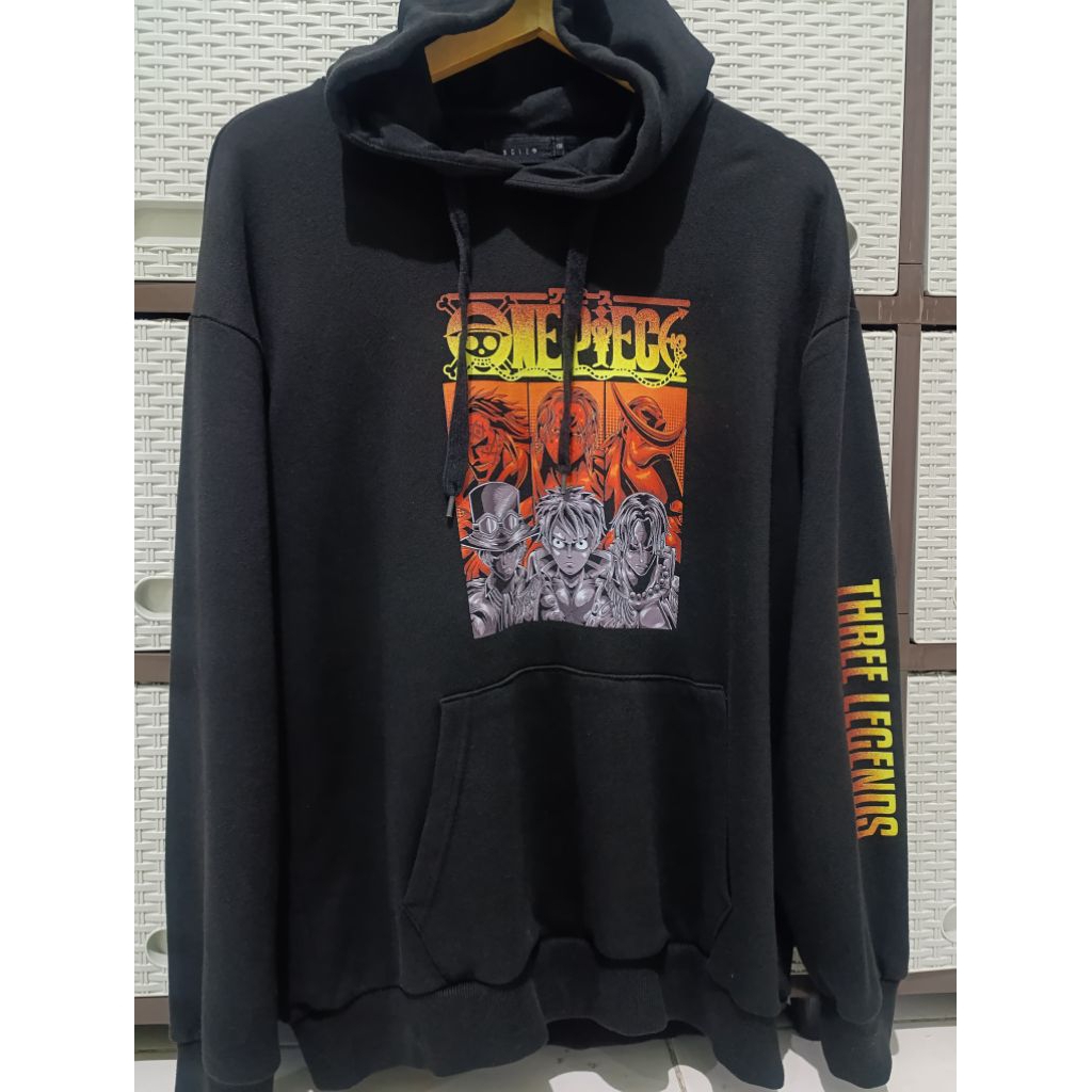 Hoodie Sweater Ugiz x One Piece Three Legends