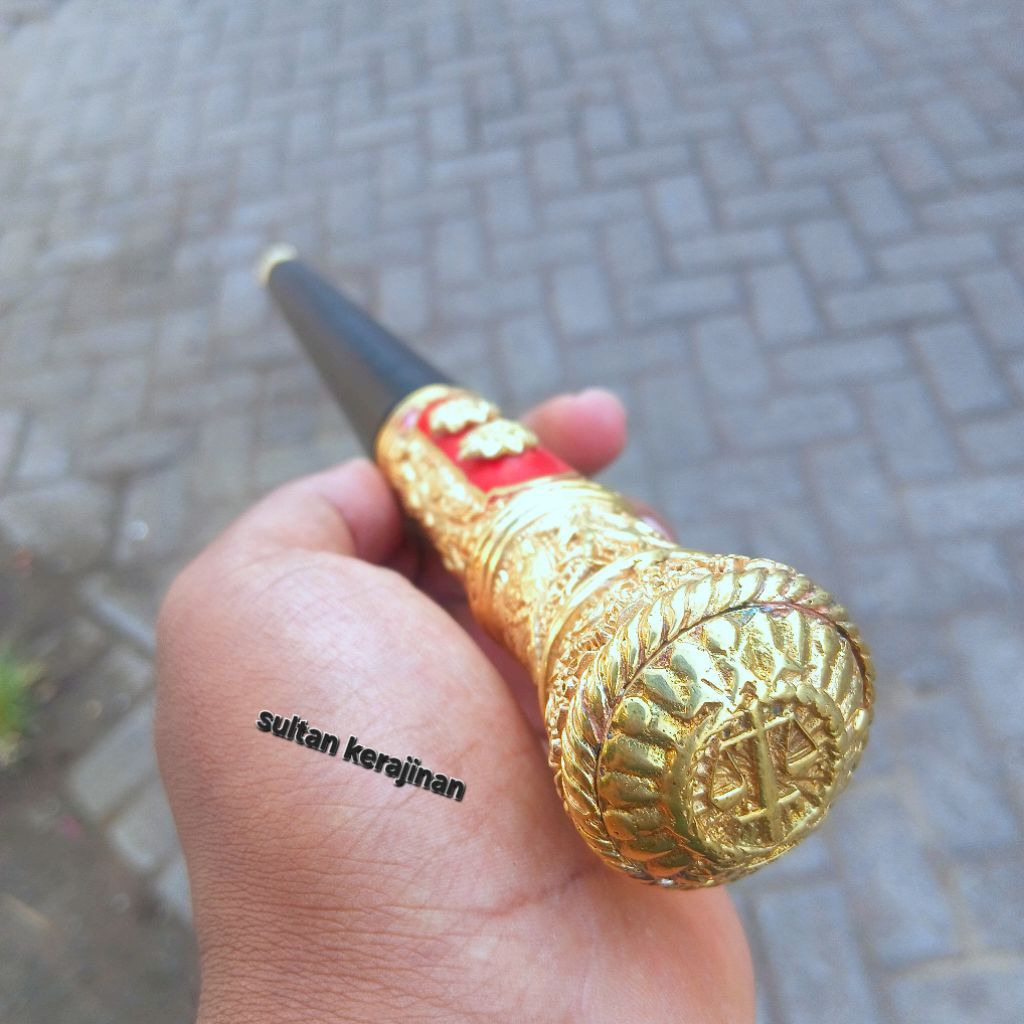 Tongkat komando galih kelor hitam dilengkapi ornamen Kuningan jaksa agung kejaksaan panjang ±35 cm