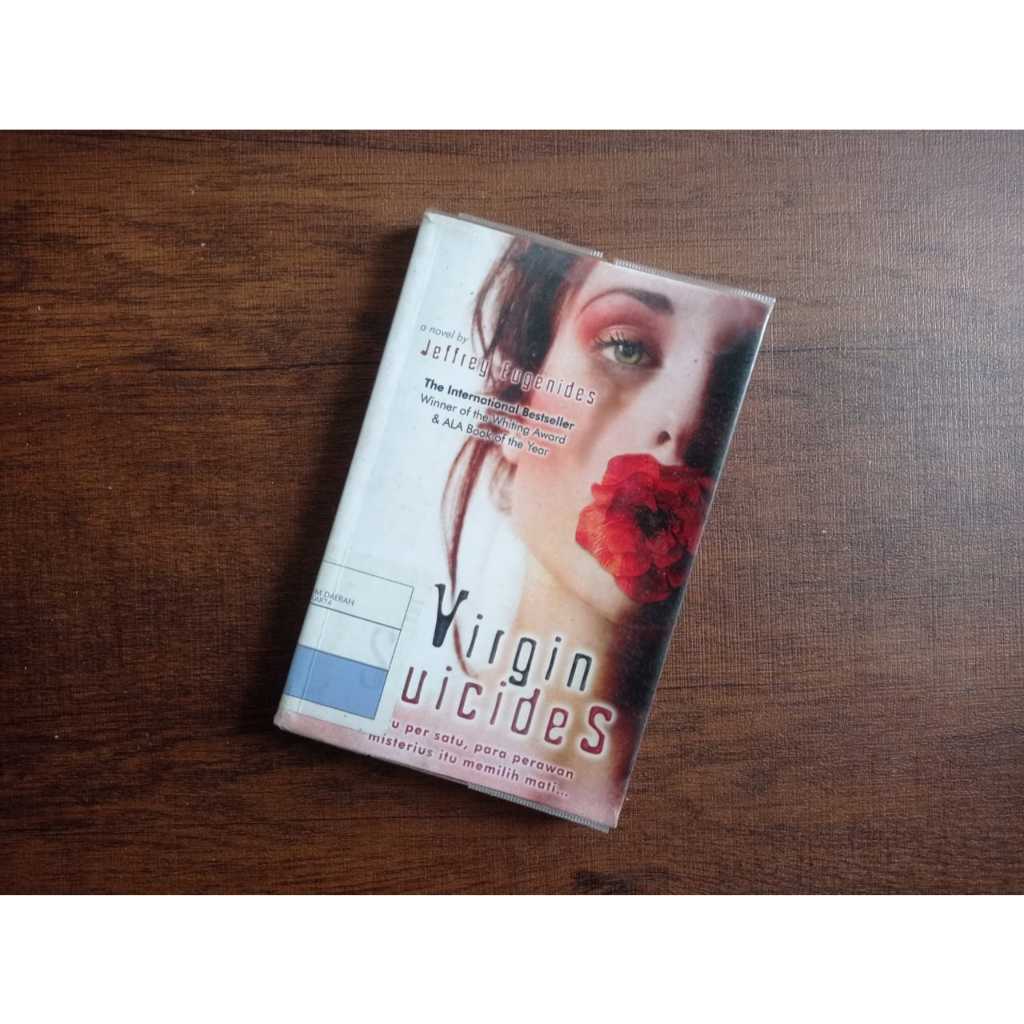 Virgin Suicides - Jeffrey Eugenides