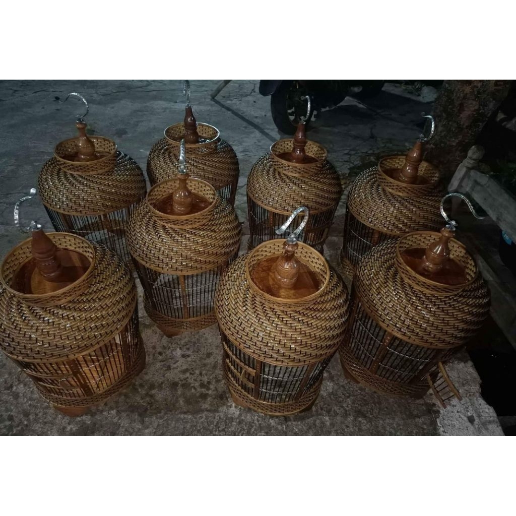 SANGKAR BURUNG PERKUTUT/BAMBU/ROTAN/BURU