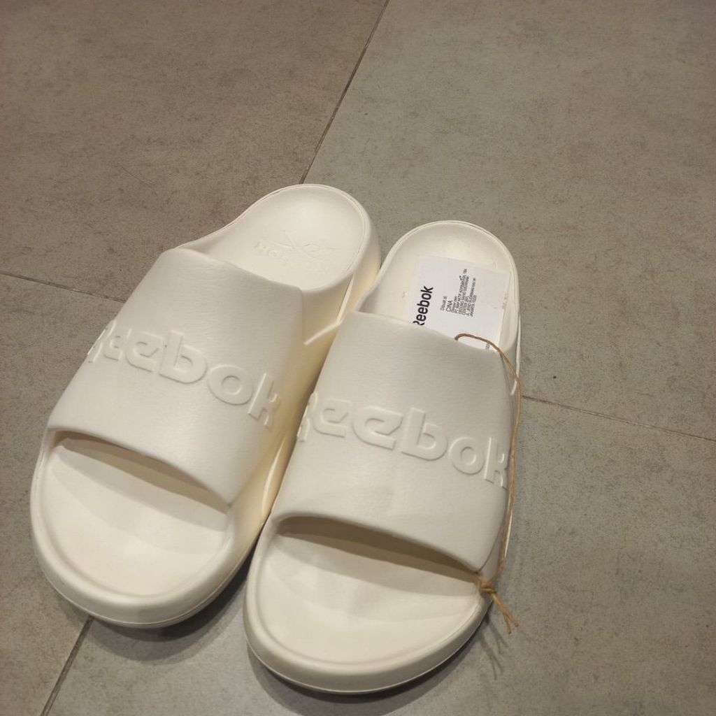 Reebok Clean Slide Unisex Sandals-White
