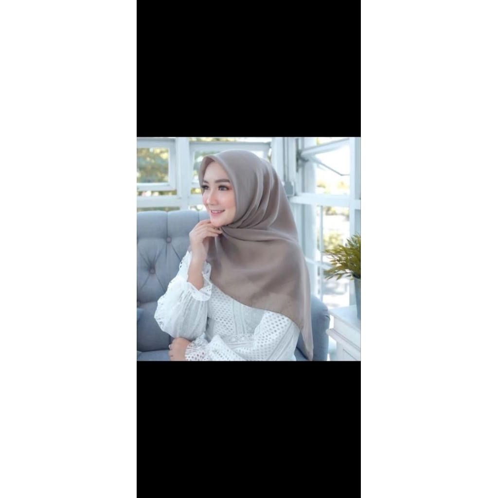 Terlaris Hijab premium Bella Square Frappuccino, hijab fashion wanita, jilbab polos