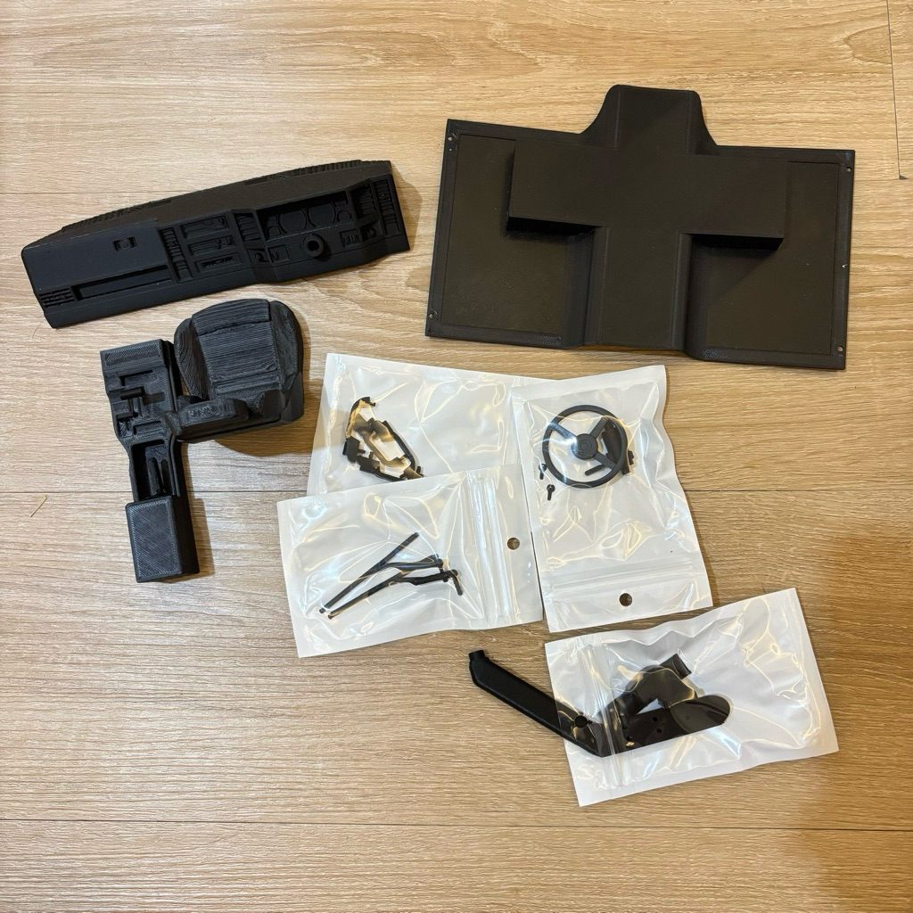 Interior RC 1/10 cherokee comanche