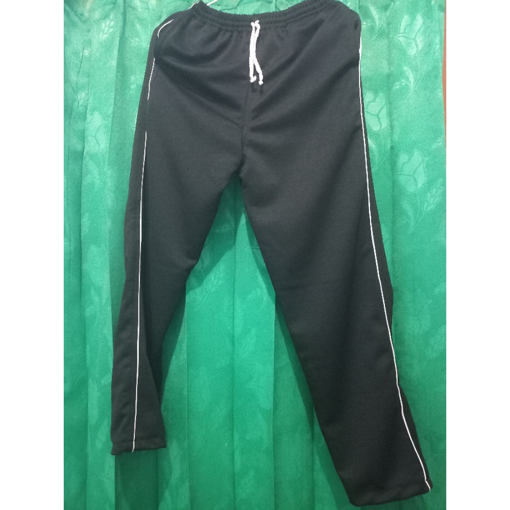 pl celana olahraga
