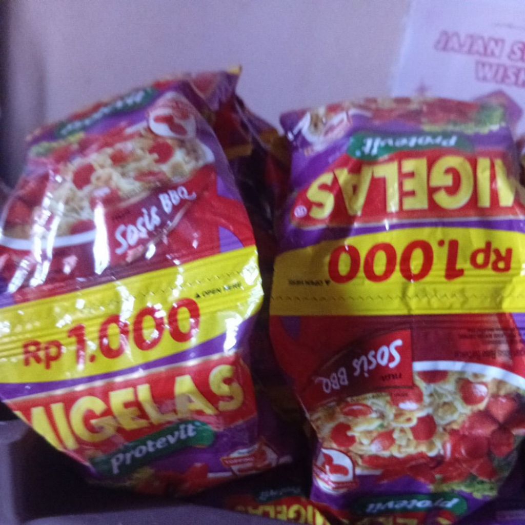 

Mi gelas rasa sosis Bbq