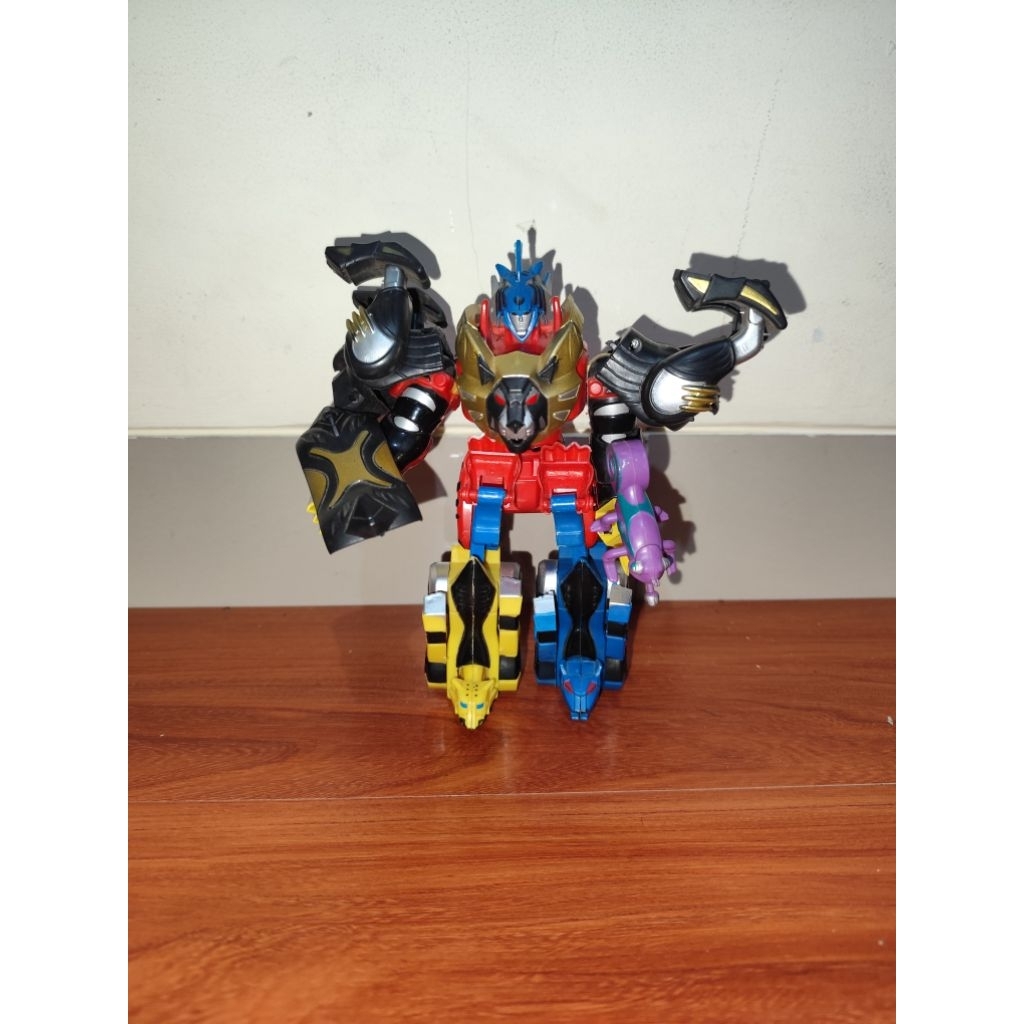 Mainan Robot GekiRinTouja Gekitouja Geki Touja KW Geki Rin Lion Chameleon Zord Gekiranger Jungle Pri