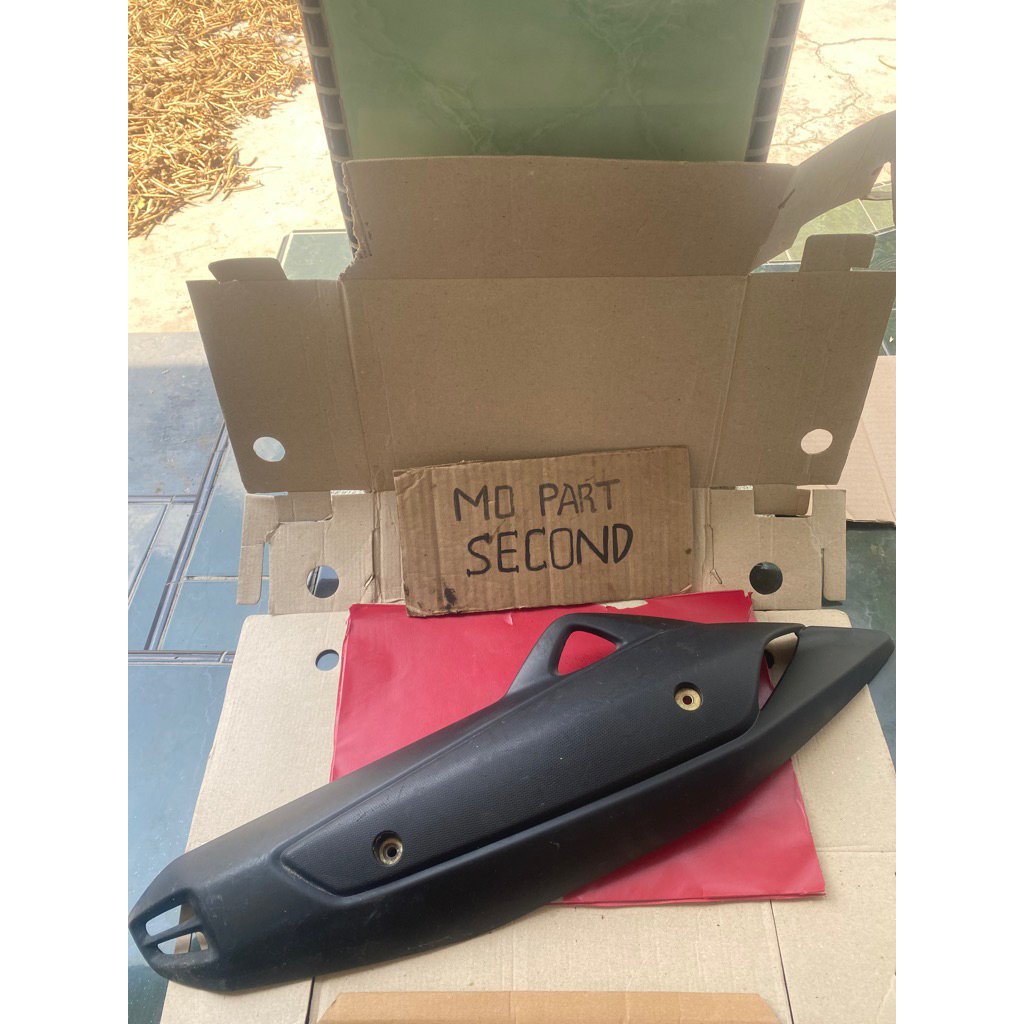 Cover knalpot nmax old original copotan / Tutup knalpot nmax old original copotan