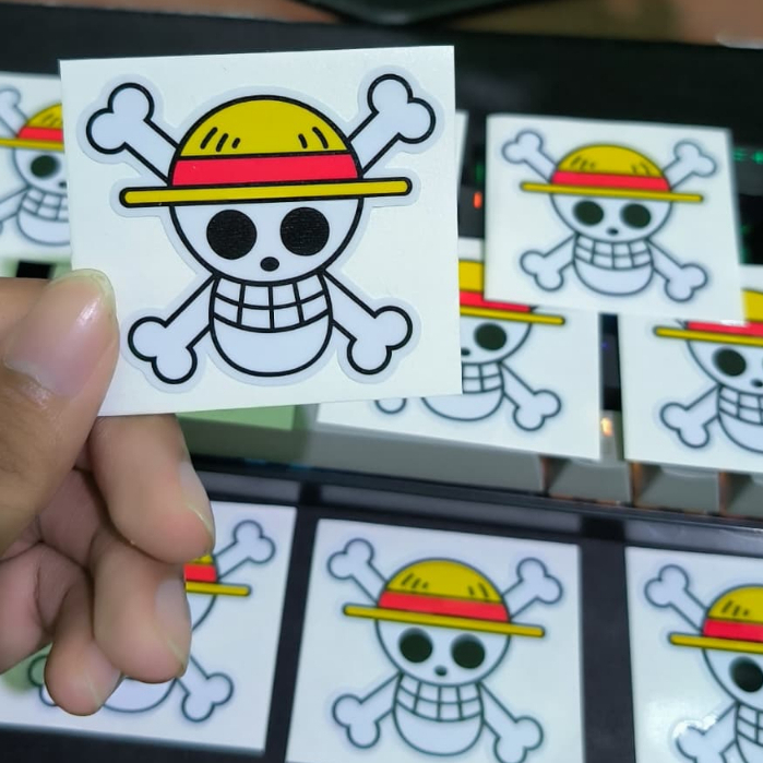 

Stiker Cutting Anime One Piece Logo Topi Jerami 5.5cm - Desain Unik & Bahan Vinyl Glossy