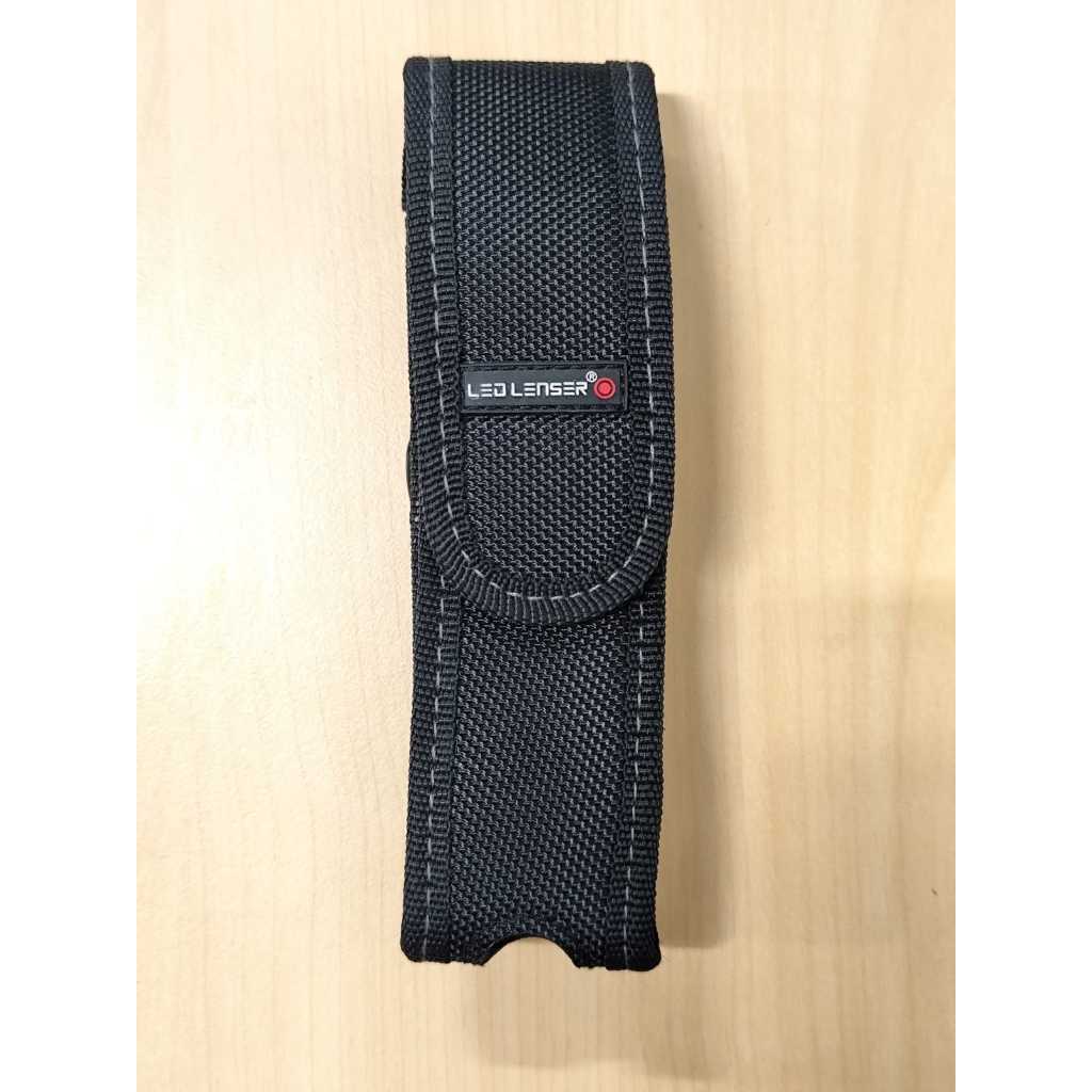 Sarung/Tas/Pouch/Dompet Senter/Flashlight Led Lenser