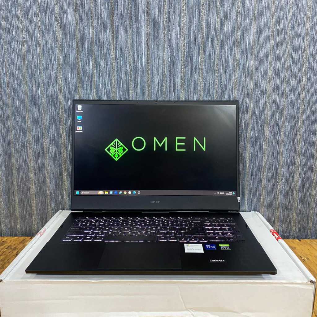 READY STOCK Laptop HP Gaming Omen 16-b0047TX, Core i7-11800H, Ram 16Gb/512Gb, #RTX 3070 8Gb, Lengkap