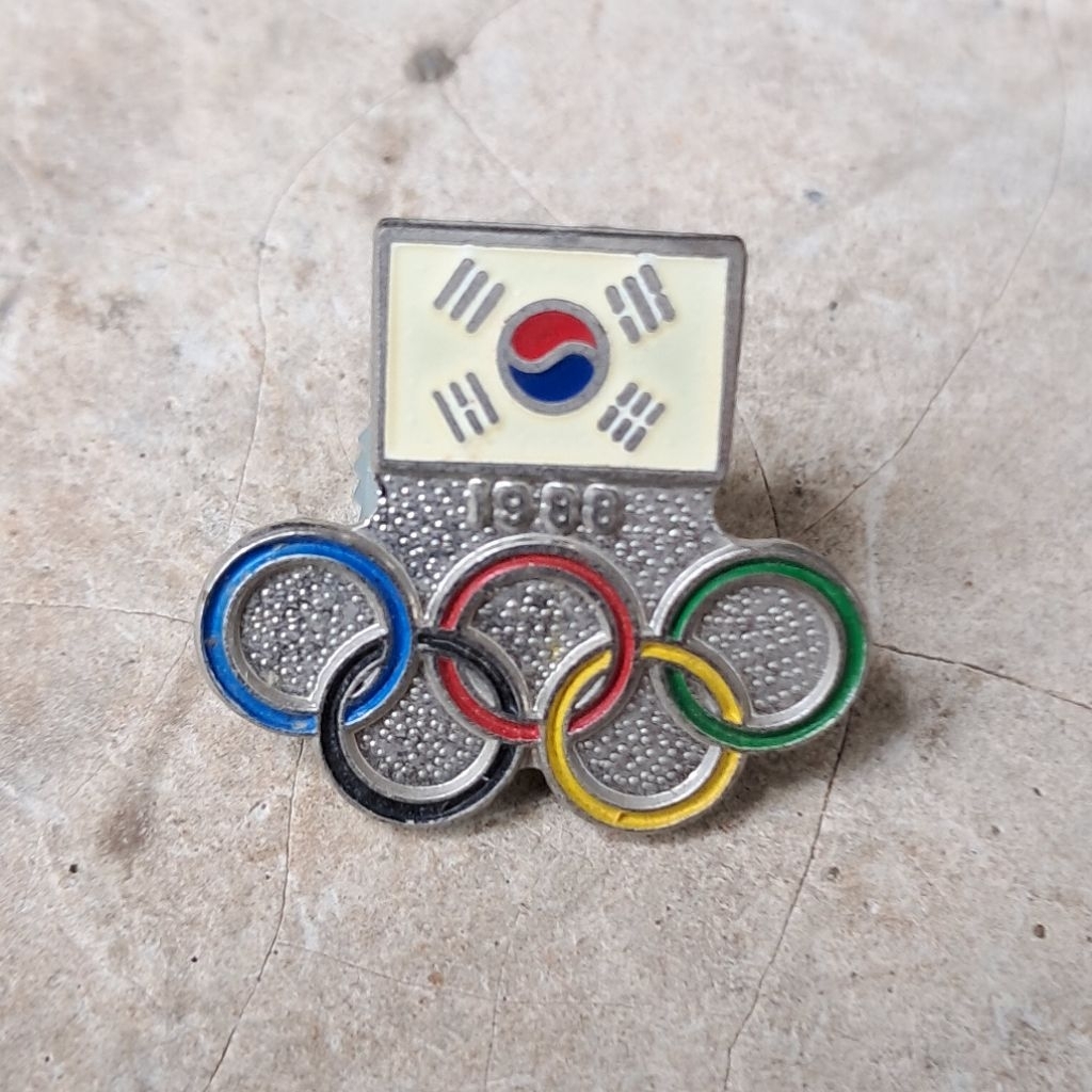 Pin original dan asli Vintage Jadul Olimpiade 1988 Seoul Korea Selatan